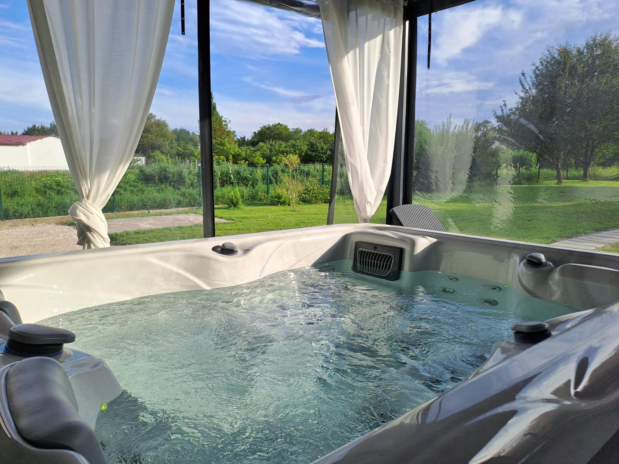 Kuca Za Odmor Domus Alba Villa Branjin Vrh Exteriör bild