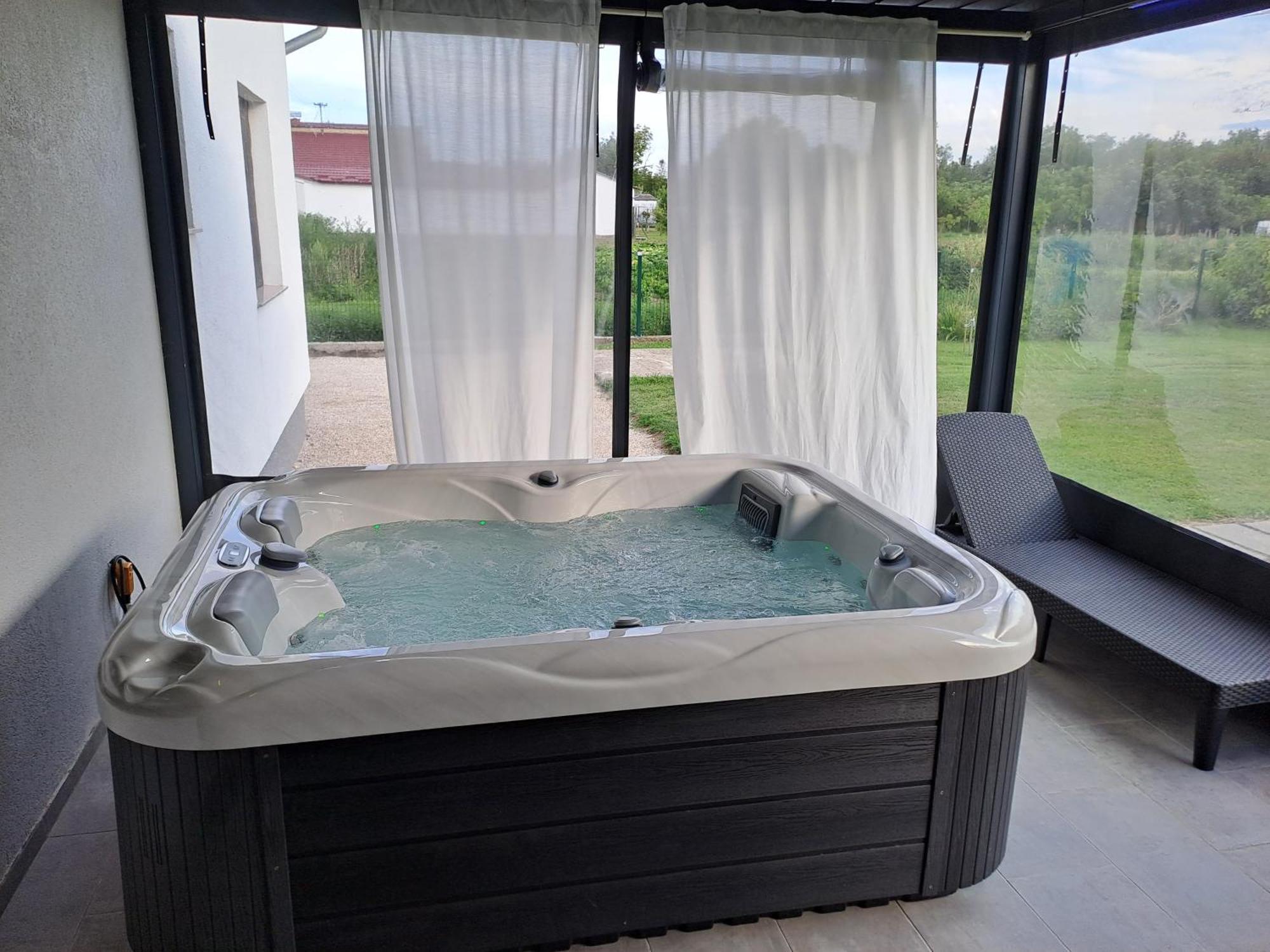 Kuca Za Odmor Domus Alba Villa Branjin Vrh Exteriör bild