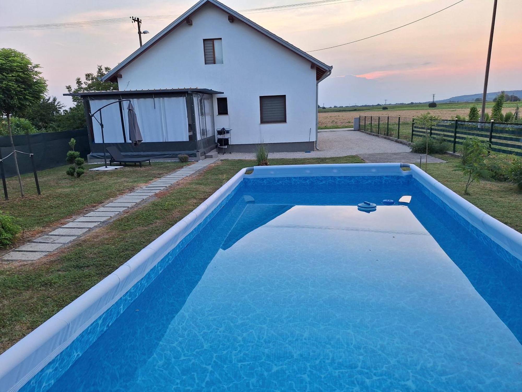 Kuca Za Odmor Domus Alba Villa Branjin Vrh Exteriör bild